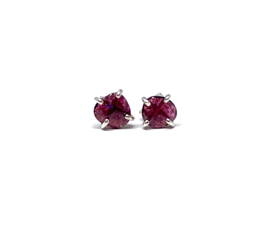 Raw Claw Earrings - Garnet